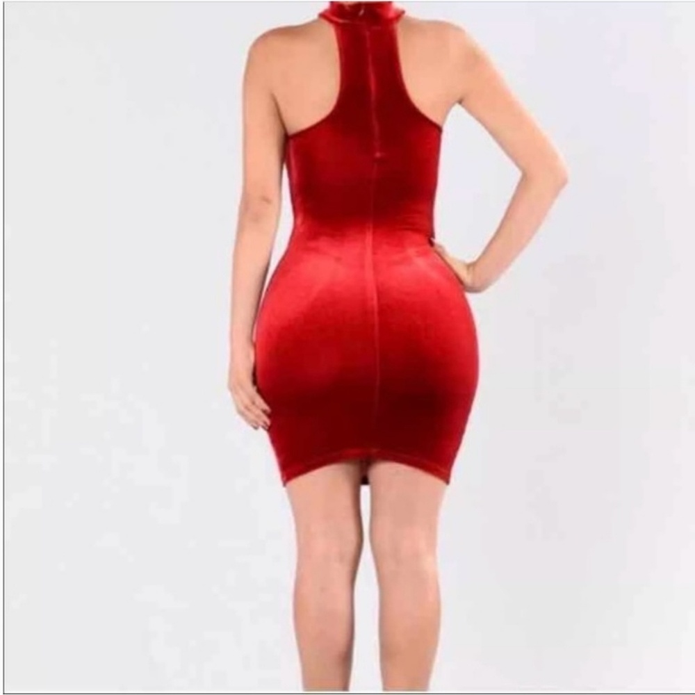 Fashion nova velvet dress - Picture 2 of 2